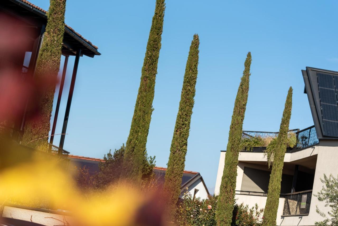 Biobauernhof St. Quirinus Apartment Caldaro Bagian luar foto