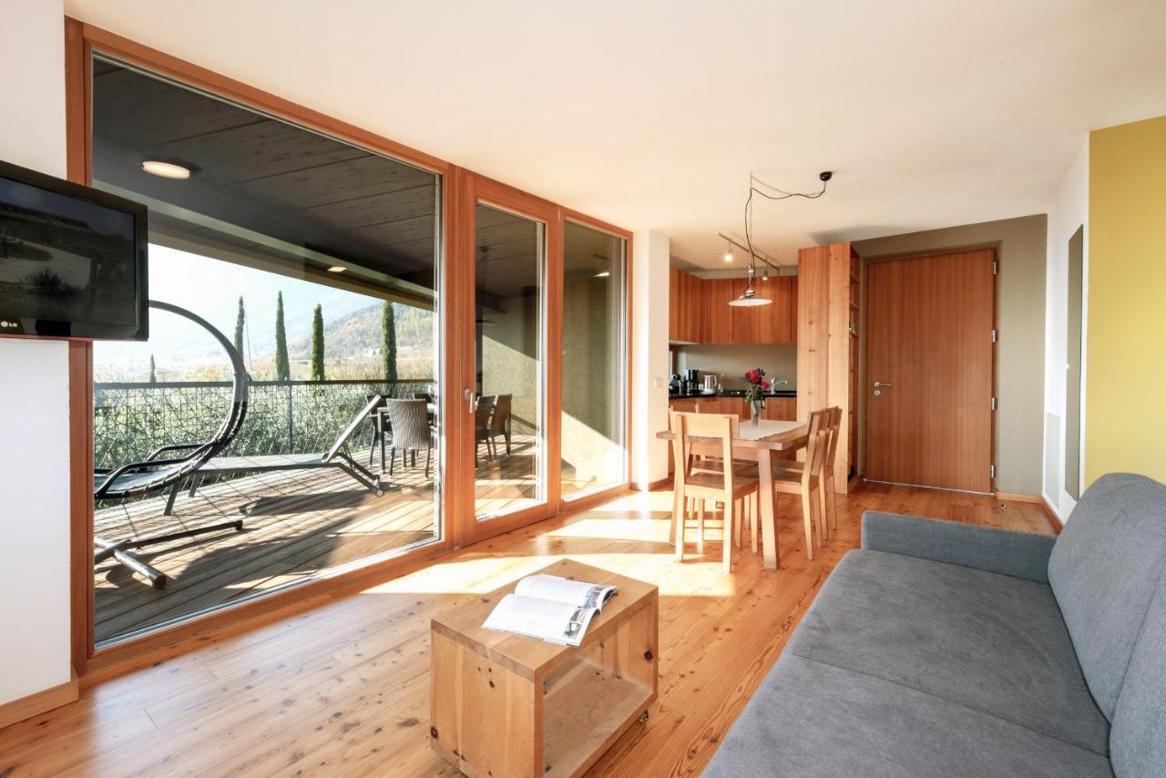 Biobauernhof St. Quirinus Apartment Caldaro Bagian luar foto