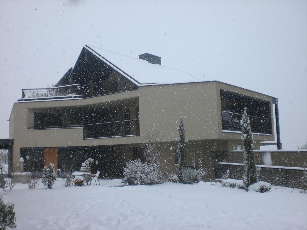 Biobauernhof St. Quirinus Apartment Caldaro Bagian luar foto